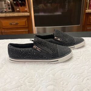 New, Never Worn, With  Box, Girls GB Tennis Shoes.  Black.  Size 2.